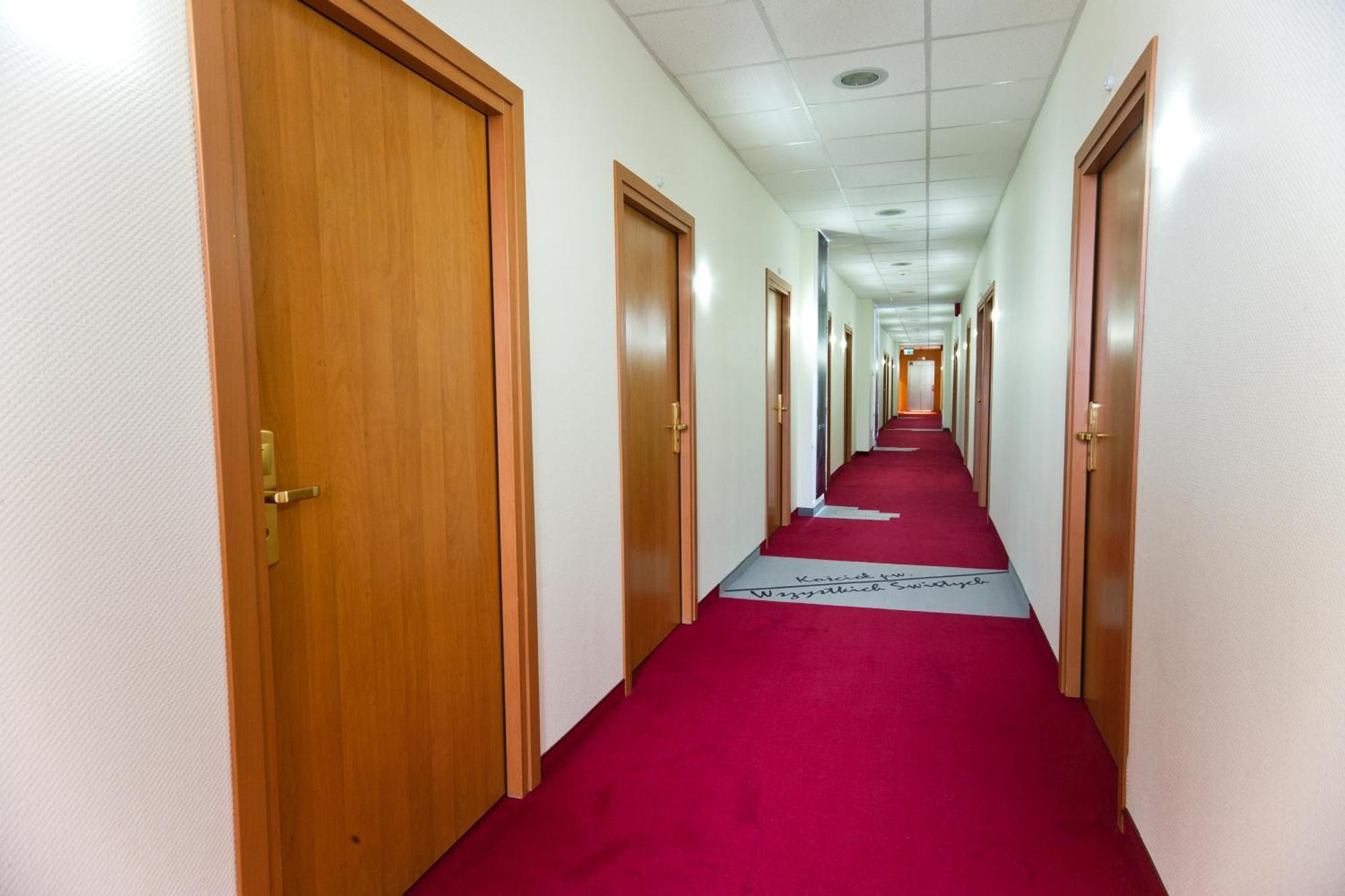 Hotel Malinowski Business Gliwice Oda fotoğraf