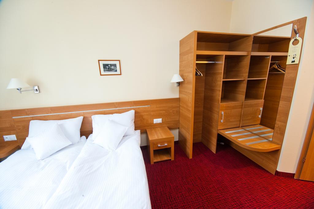 Hotel Malinowski Business Gliwice Dış mekan fotoğraf